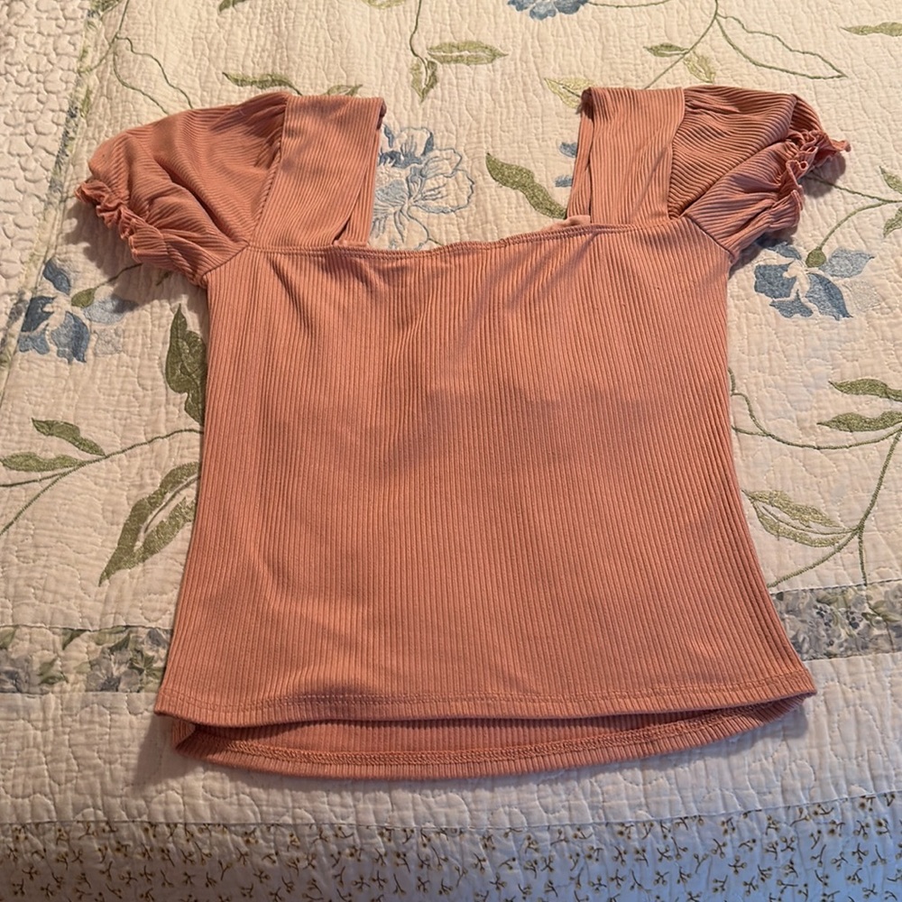 Beautiful fitted blouse - Picture 2 of 4